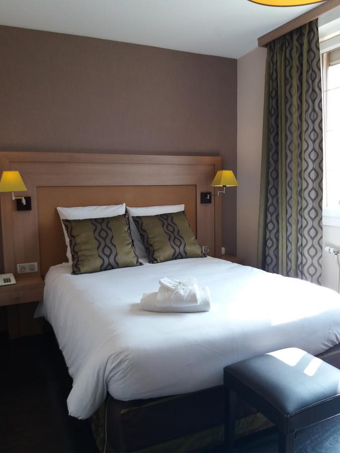 Auberge De "L'Hostellerie Le Saint Laurent" - Hotel Restaurant - Institut De "Bien Etre" Et Ses "Appart Hotel" Luaran gambar