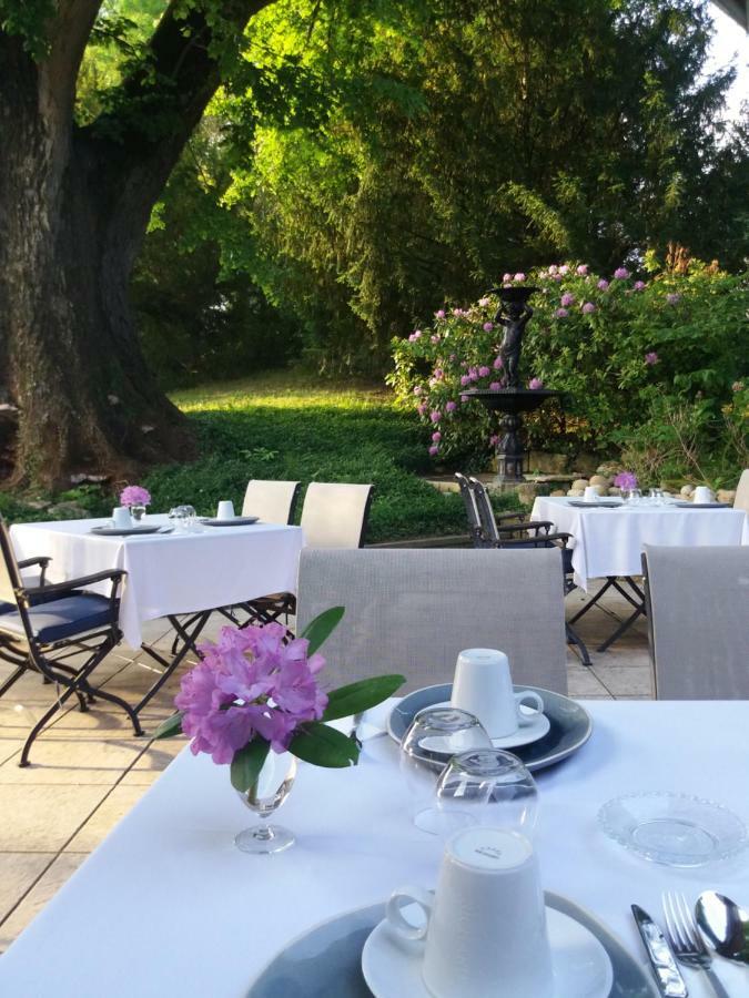 Auberge De "L'Hostellerie Le Saint Laurent" - Hotel Restaurant - Institut De "Bien Etre" Et Ses "Appart Hotel" Luaran gambar